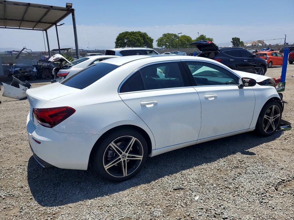 2019 Mercedes-benz A-klasse VIN WDD3G4EB4KW027461 COPART salvage auction — FRONT END, Ca - Salvage Certificate, sold $3,200 on 2026-07-17 (photo 3)