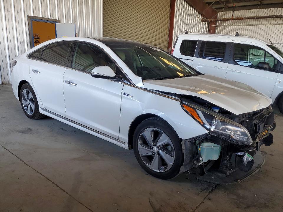 2016 Hyundai Sonata hybrid VIN KMHE34L10GA012447 COPART salvage auction — FRONT END, CA - SALVAGE CERTIFICATE, sold $1,800 on 2026-07-02 (photo 4)