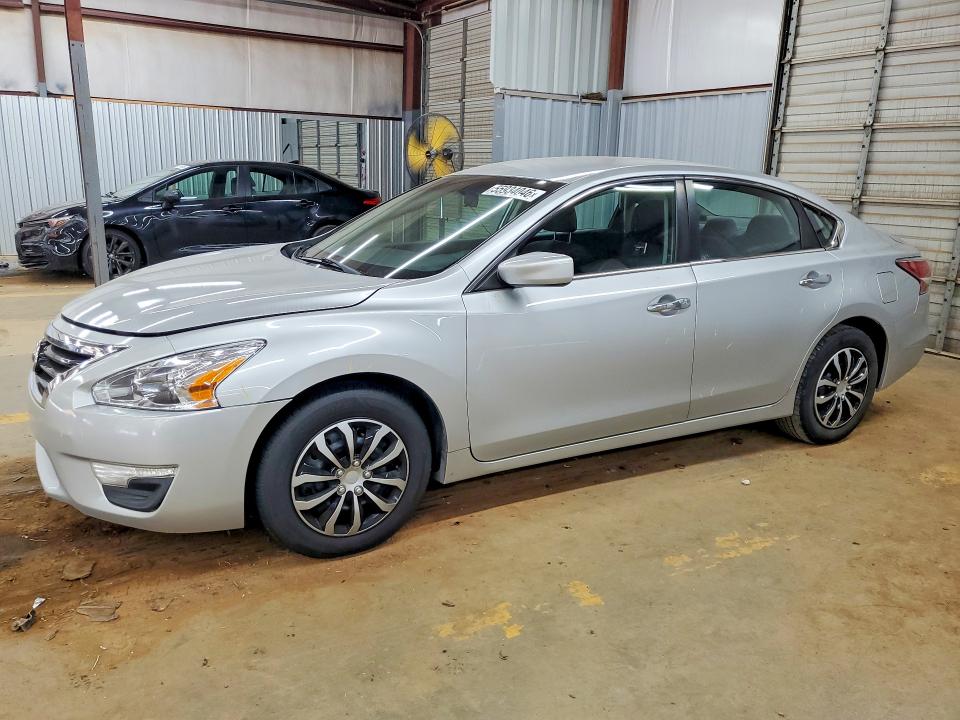 2015 Nissan Altima VIN 1N4AL3AP8FN334352 COPART salvage auction — REAR END, Nc - Salvage Certificate Of Title, sold $375 on 2026-07-29 (photo 1)