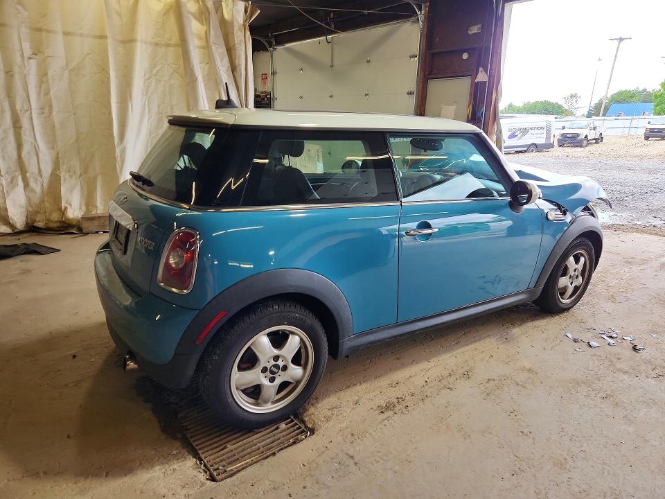 2010 Mini Cooper VIN WMWMF3C52ATZ23070 COPART salvage auction — FRONT END, PA - CERTIFICATE OF SALVAGE, sold $325 on 2026-07-02 (photo 3)