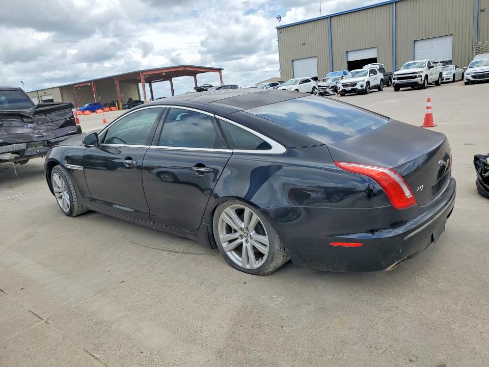 2011 Jaguar Xj series VIN SAJWA1CB3BLV07424 COPART salvage auction — MECHANICAL, Mo - Certificate Of Title, sold $175 on 2026-07-02 (photo 2)