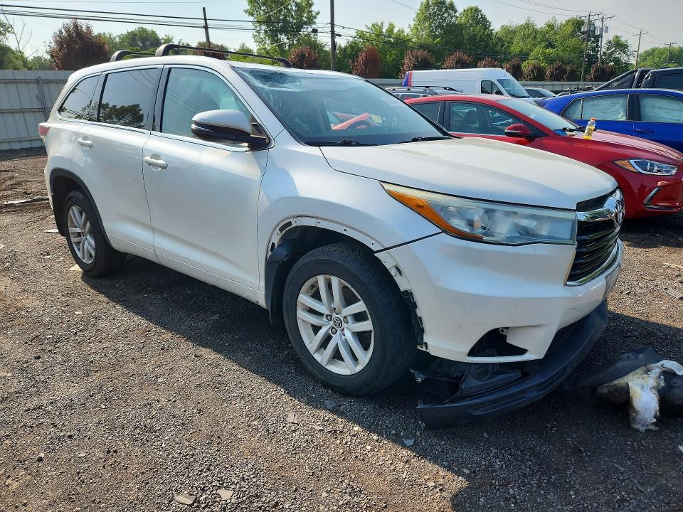 2016 Toyota Highlander VIN 5TDBKRFHXGS265391 COPART salvage auction — SIDE, Ct - Cert Of Title-Salvage, sold $3,850 on 2026-07-17 (photo 4)