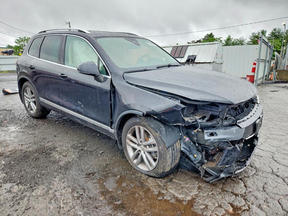 2015 Volkswagen Touareg VIN WVGEF9BP6FD001461 COPART salvage auction — FRONT END, Ct - Cert Of Title-Salvage, sold $750 on 2026-07-17 (photo 4)