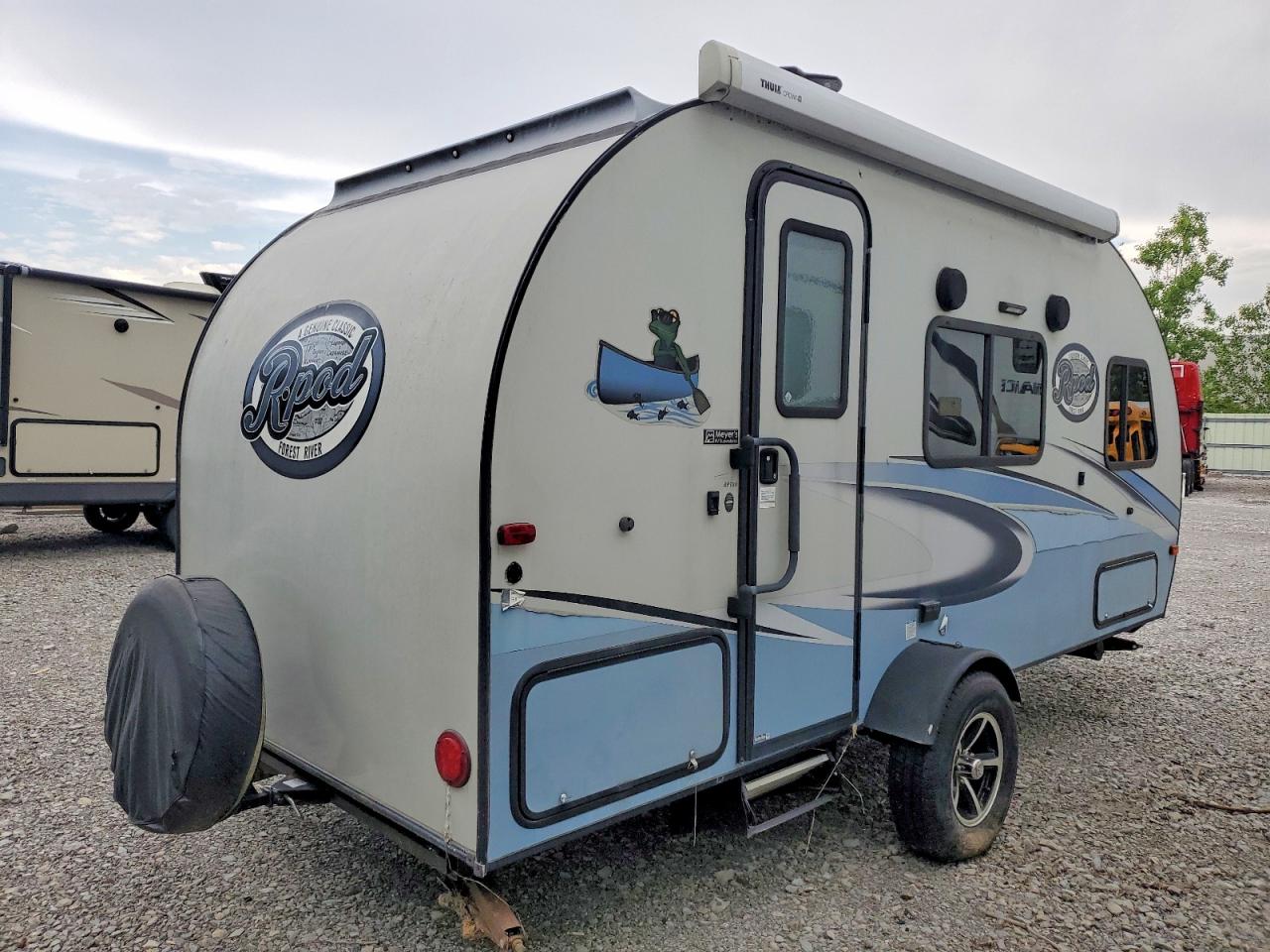2019 Forester River VIN 4X4TRPT13KL021095 COPART salvage auction — Water/Flood, NY - MV907A-FLOOD SALVAGE, sold $2,550 on 2026-07-09 (photo 4)