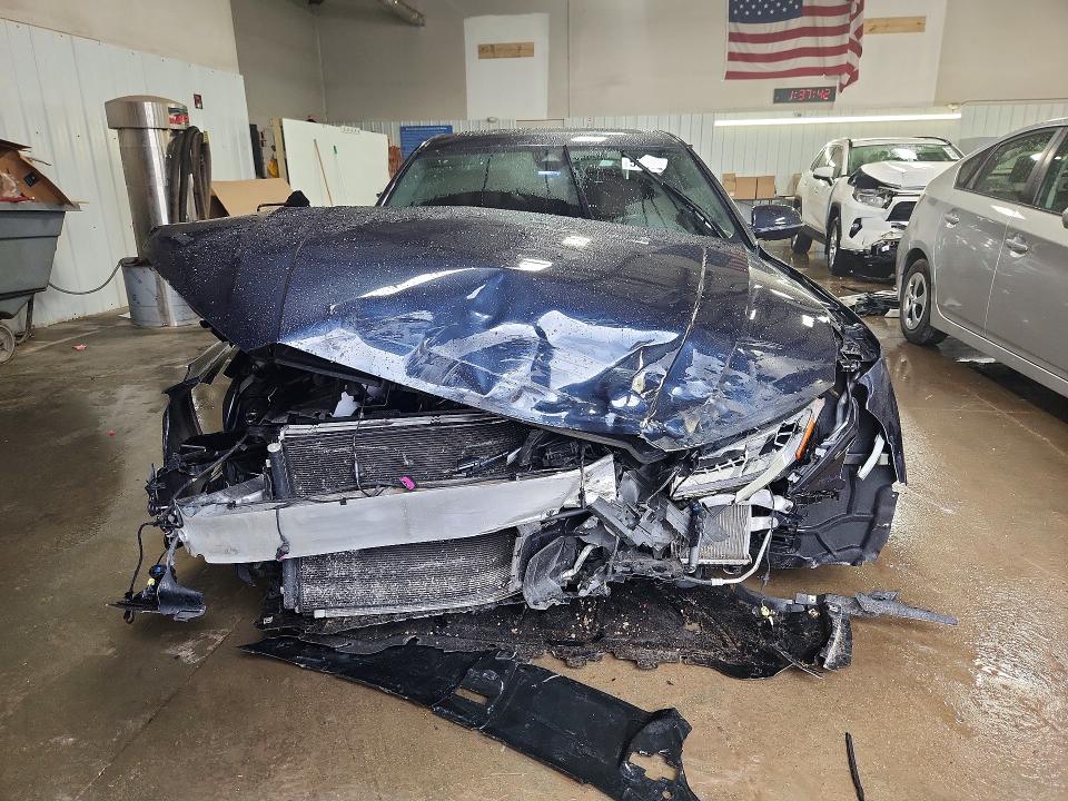 2017 Audi VIN WAU44AFD7HN019758 COPART salvage auction — FRONT END, Il - Salvage Certificate, sold $400 on 2026-07-28 (photo 5)