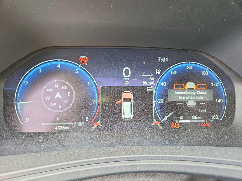 2024 Toyota Highlander VIN 5TDAAAB55RS068627 COPART salvage auction — FRONT END, Az - Cert Of Title - Salvage, sold $27,000 on 2026-07-07 (photo 9)