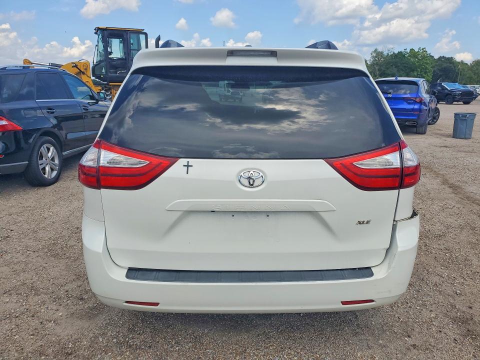 2017 Toyota Sienna VIN 5TDYZ3DC4HS802980 COPART salvage auction — FRONT END, Al - Cert Of Title-Salvage Title, sold $4,100 on 2026-07-30 (photo 6)