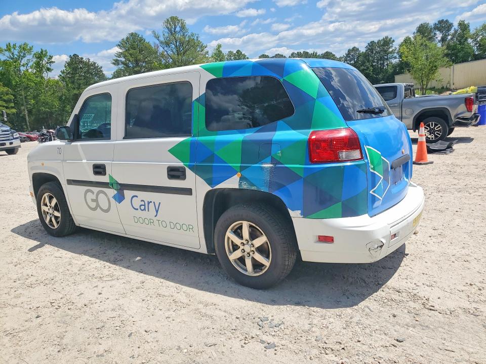 2014 Am general Mv-1 VIN 57WMD2A64EM101817 COPART salvage auction — MINOR DENT/SCRATCHES, NC - CERTIFICATE OF TITLE, sold $1,200 on 2026-07-06 (photo 2)