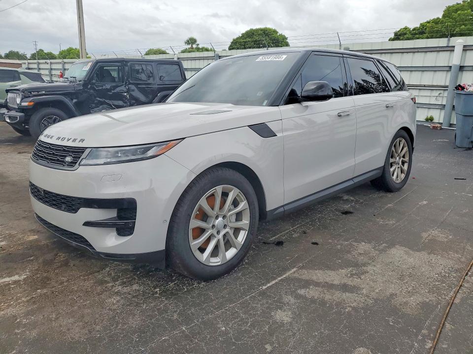 2024 Land rover RANGE ROVER VIN SAL1P9EU3RA166724 COPART salvage auction — SIDE, Fl - Cert Of Title Slvg Rebuildable, sold $39,000 on 2026-07-20 (photo 1)