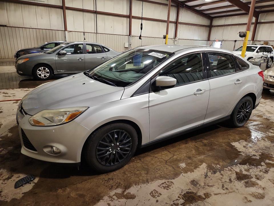 2012 Ford Focus VIN 1FAHP3F2XCL193534 COPART salvage auction — ROOF, PA - CERTIFICATE OF SALVAGE, sold $425 on 2026-07-02 (photo 1)