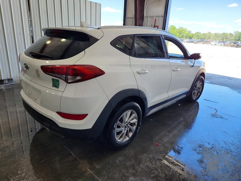 2018 Hyundai Tucson VIN KM8J33A49JU639417 COPART salvage auction — VANDALISM, Mi - Certificate Of Title, sold $2,450 on 2026-07-16 (photo 3)