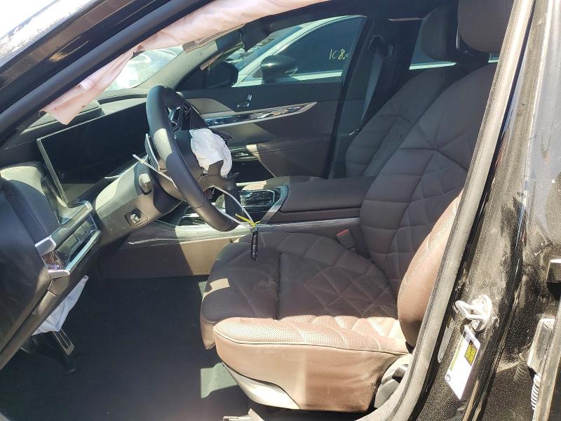 2024 BMW 7 series VIN WBA23EH02RCS97587 COPART salvage auction — FRONT END, NV - SALVAGE TITLE, sold $39,750 on 2026-07-09 (photo 7)