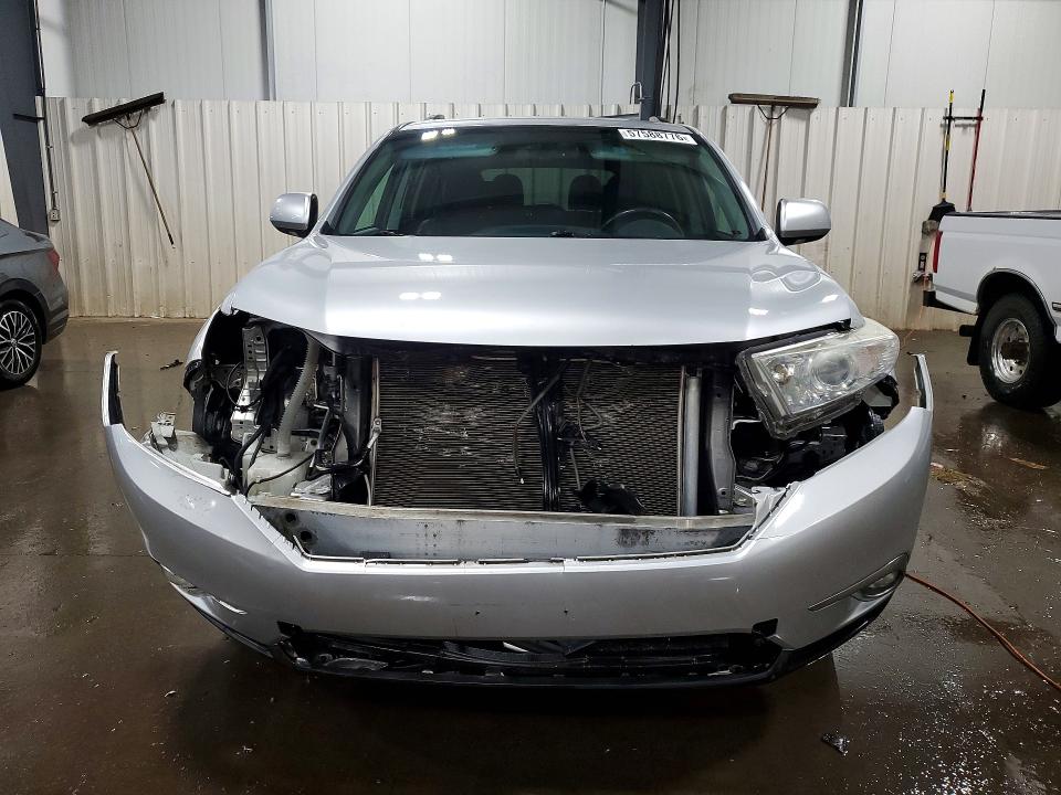 2013 Toyota Highlander VIN 5TDDK3EH8DS216015 COPART salvage auction — FRONT END, Mn - Cert Of Title-Prior Salvage, sold $2,600 on 2026-07-21 (photo 5)