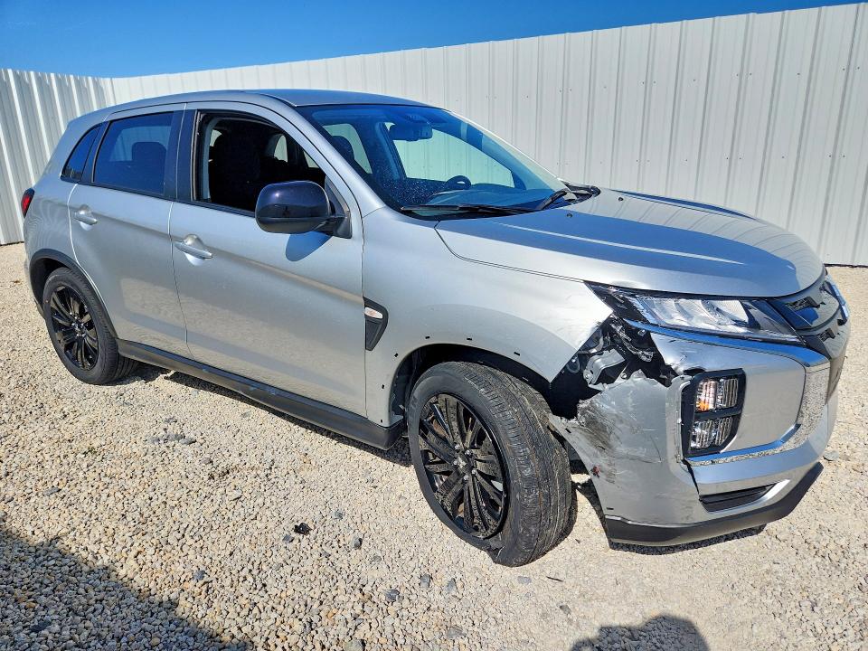 2026 Mitsubishi Outlander sport VIN JA4ARUAUXTU002977 COPART salvage auction — FRONT END, Fl - Certificate Of Title, sold $11,300 on 2026-07-13 (photo 4)