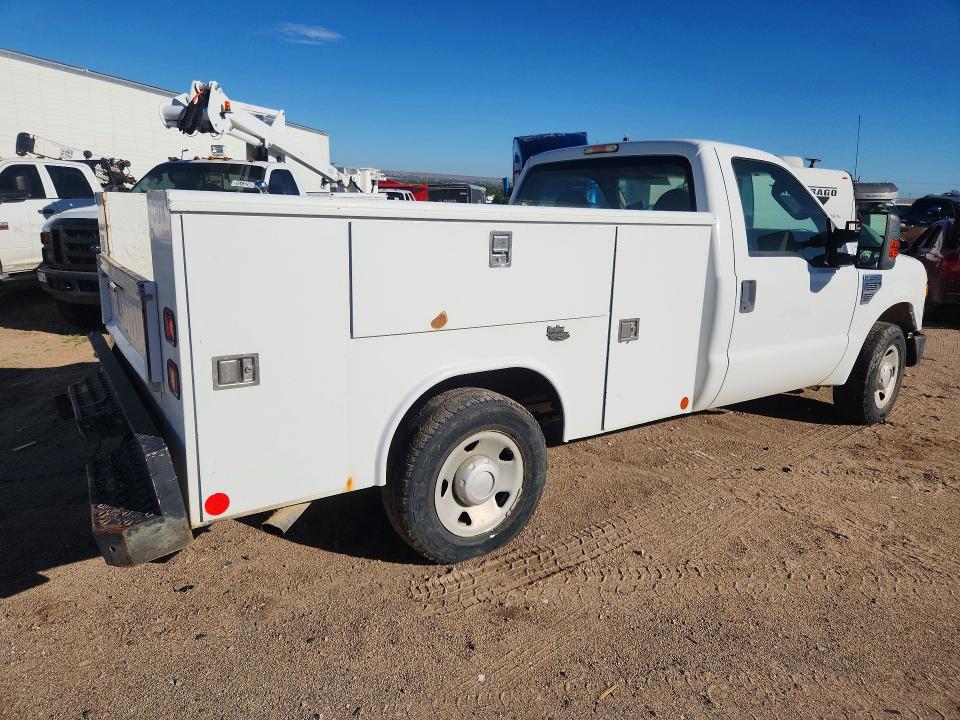 2009 Ford F-250 super duty VIN 1FDNF20579EB05898 COPART salvage auction — MINOR DENT/SCRATCHES, Nm - Certificate Of Title, sold $750 on 2026-07-09 (photo 3)