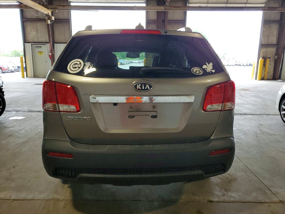 2011 Kia Sorento VIN 5XYKTCA13BG034455 COPART salvage auction — NORMAL WEAR, Ia - Certificate Of Title, sold $1,200 on 2026-07-08 (photo 6)