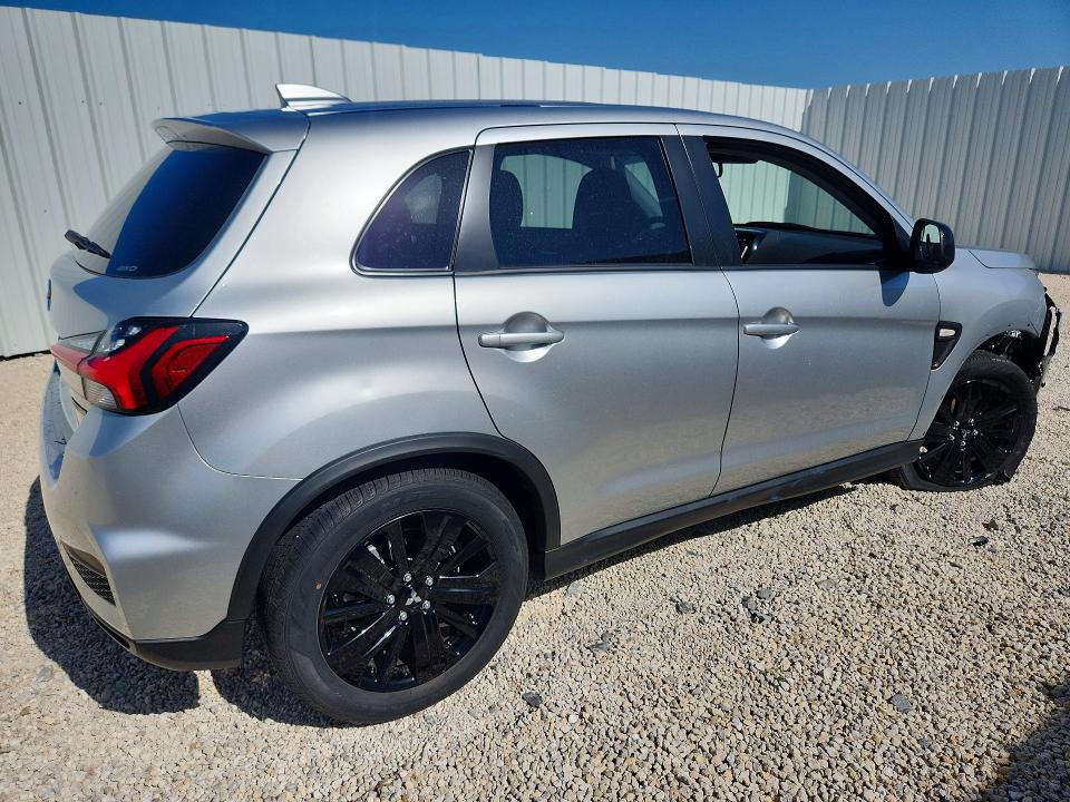 2026 Mitsubishi Outlander sport VIN JA4ARUAUXTU002977 COPART salvage auction — FRONT END, Fl - Certificate Of Title, sold $11,300 on 2026-07-13 (photo 3)