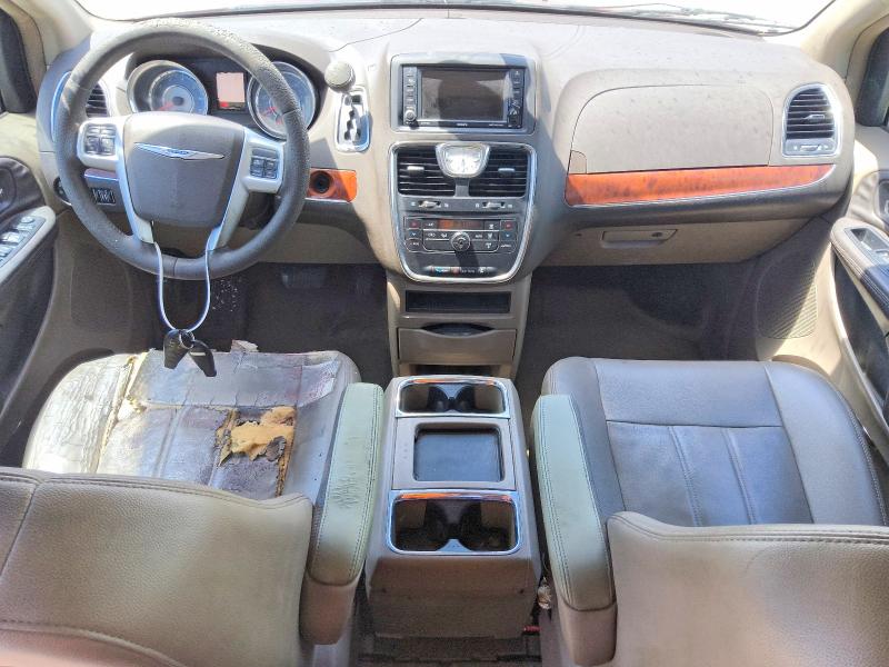 2013 Chrysler Town & country VIN 2C4RC1BGXDR677521 COPART salvage auction — NORMAL WEAR, Fl - Certificate Of Title, sold $250 on 2026-07-09 (photo 8)