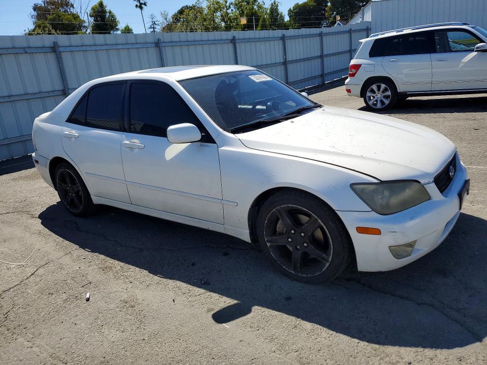 2004 Lexus Is 300 VIN JTHBD192240082003 COPART salvage auction — VANDALISM, CA - SALVAGE CERTIFICATE, sold $775 on 2026-07-17 (photo 4)