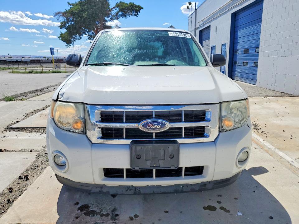 2011 Ford VIN 1FMCU0D78BKA38779 COPART salvage auction — MINOR DENT/SCRATCHES, Wa - Vehicle Cert Of Ownership-Titl, sold $325 on 2026-07-09 (photo 5)