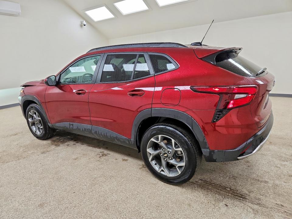 2025 Chevrolet Trax VIN KL77LHEP2SC240823 COPART salvage auction — FRONT END, CO - SALVAGE TITLE, sold $3,650 on 2026-08-03 (photo 2)