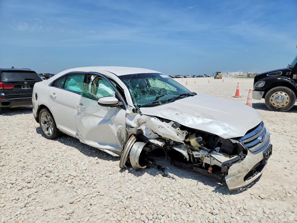 2011 Ford Taurus VIN 1FAHP2EW5BG155313 COPART salvage auction — FRONT END, TX - SALVAGE VEHICLE TITLE (P), sold $175 on 2026-08-20 (photo 4)