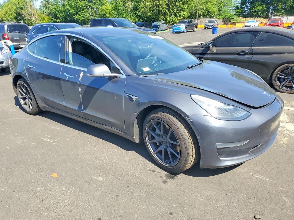 2019 Tesla VIN 5YJ3E1EB3KF210482 COPART salvage auction — SIDE, Or - Salvage Title Certificate, sold $125 on 2026-07-29 (photo 4)