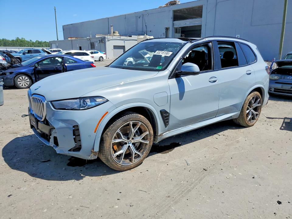 2024 BMW VIN 5UX43EU00R9U05394 COPART salvage auction — FRONT END, VA - CERT OF TITLE - SALVAGE, sold $32,250 on 2026-07-15 (photo 1)