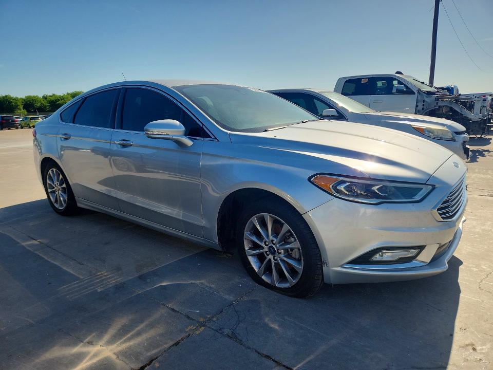 2017 Ford Fusion VIN 3FA6P0HDXHR351318 COPART salvage auction — UNDERCARRIAGE, Tx - Salvage Vehicle Title, sold $1,000 on 2026-07-02 (photo 4)