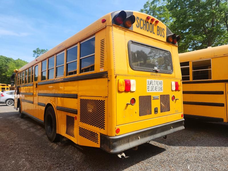 2012 Thomas Saf-t-liner hdx VIN 1T7YN4E20C1150021 COPART salvage auction — NORMAL WEAR, RI - CERTIFICATE OF TITLE, sold $1,600 on 2026-07-08 (photo 3)