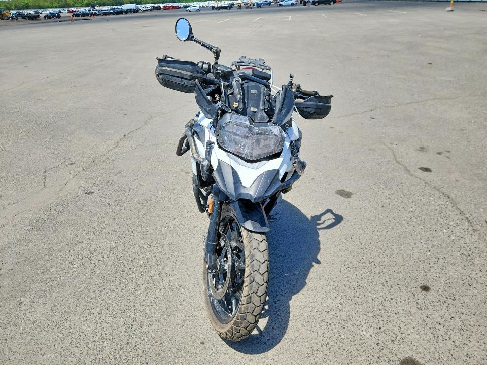 2025 BMW F 800 VIN WB10K5307S6L52749 COPART salvage auction — SIDE, Ny - Mv-907A Salvage Certificate, sold $1,150 on 2026-07-23 (photo 2)