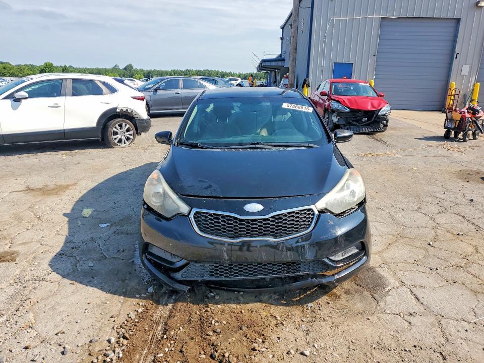 2014 Kia Forte VIN KNAFK4A68E5065569 COPART salvage auction — SIDE, Tn - Salvage Certificate, sold $425 on 2026-07-28 (photo 5)