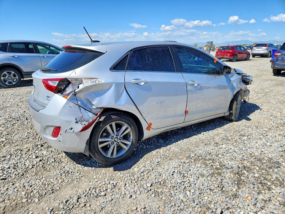 2016 Hyundai Elantra VIN KMHD35LH9GU265604 COPART salvage auction — VANDALISM, CO - PUBLIC - SALVAGE TITLE (P), sold $400 on 2026-07-23 (photo 3)