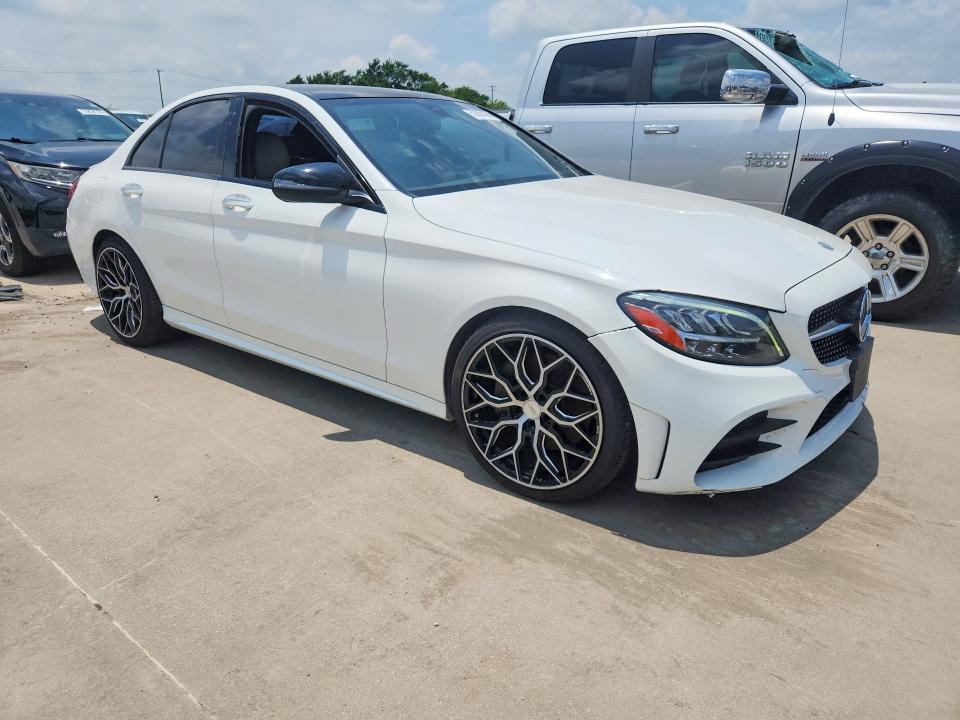 2019 Mercedes-benz C-klasse VIN 55SWF8DB2KU322130 COPART salvage auction — VANDALISM, Tx - Certificate Of Title, sold $7,100 on 2026-08-20 (photo 4)