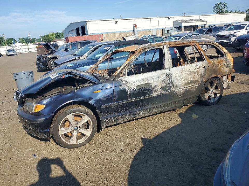 2004 BMW 3 series VIN WBAEP334X4PF04165 COPART salvage auction — BURN, Ct - Cert Of Title-Salvage, sold $450 on 2026-07-24 (photo 1)