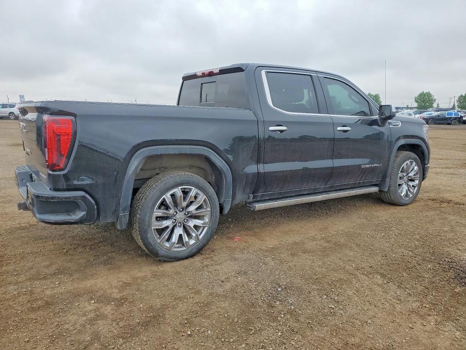 2025 Gmc SIERRA VIN 3GTUUGED9SG389102 COPART salvage auction — VANDALISM, Ab - Bos - Salvage, sold $22,050 on 2026-07-21 (photo 3)