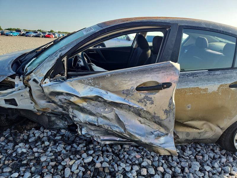 2012 Mazda 3 VIN JM1BL1V78C1614823 COPART salvage auction — SIDE, FL - CERTIFICATE OF DESTRUCTION, sold $375 on 2026-07-24 (photo 7)