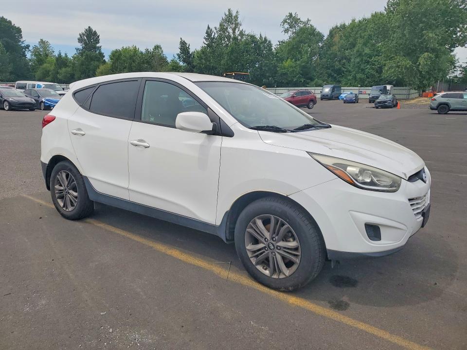 2015 Hyundai VIN KM8JT3AF9FU022611 COPART salvage auction — MINOR DENT/SCRATCHES, Wa - Non Public Clean Title, sold $1,450 on 2026-07-18 (photo 4)