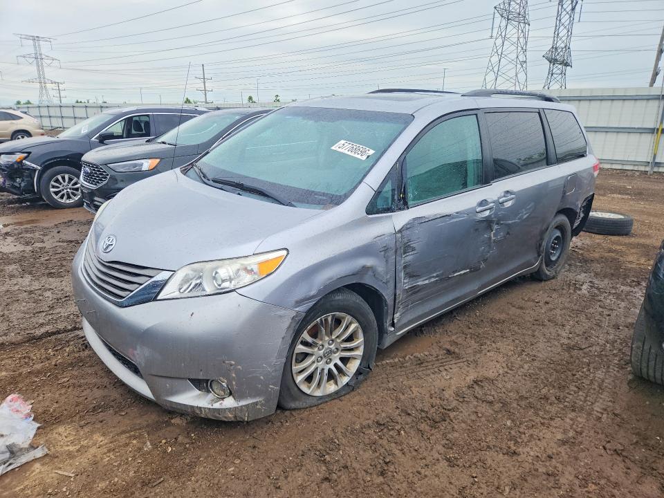 2012 Toyota VIN 5TDYK3DC9CS180552 COPART salvage auction — SIDE, Il - Certificate Of Title, sold $1,750 on 2026-07-07 (photo 1)