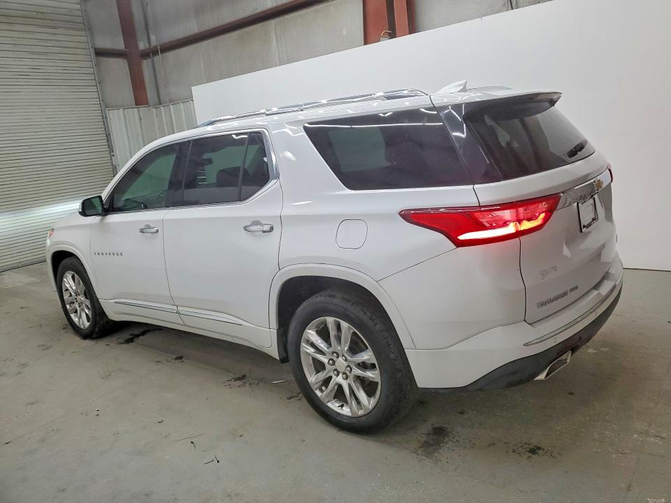 2018 Chevrolet Traverse VIN 1GNEVKKW8JJ267880 COPART salvage auction — MINOR DENT/SCRATCHES, GA - CERTIFICATE OF TITLE, sold $8,800 on 2026-07-09 (photo 2)