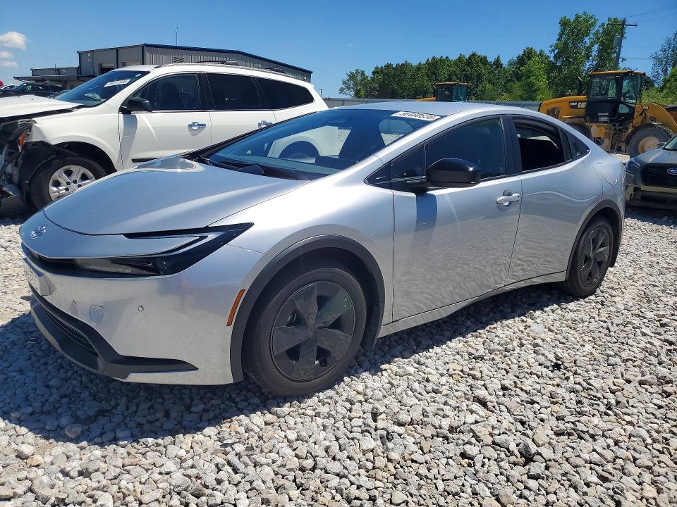 2026 Toyota Prius VIN JTDACAAU3T3072798 COPART salvage auction — SIDE, MI - CERT OF TITLE-SALVAGE VEHICLE, sold $10,100 on 2026-07-09 (photo 1)