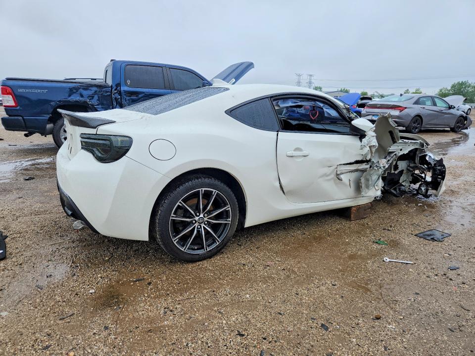 2020 Toyota Gt86 VIN JF1ZNAA16L8751718 COPART salvage auction — FRONT END, IL - SALVAGE CERTIFICATE, sold $2,550 on 2026-07-28 (photo 3)