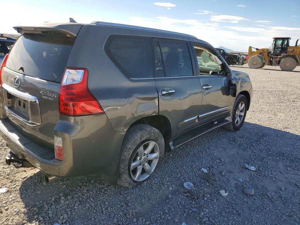 2013 Lexus Gx VIN JTJBM7FX6D5055858 COPART salvage auction — SIDE, Nc - Salvage Certificate Of Title, sold $6,600 on 2026-07-31 (photo 3)