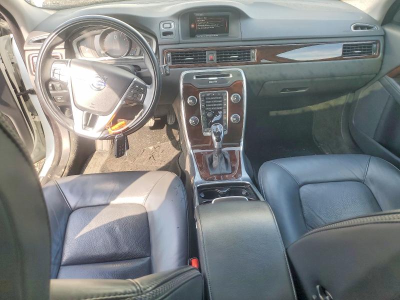 2014 Volvo VIN YV4902BZ1E1186998 COPART salvage auction — FRONT END, Mi - Cert Of Title-Salvage Vehicle, sold $9,300 on 2026-08-04 (photo 8)