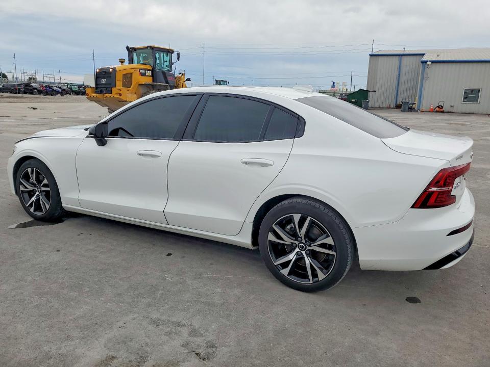2024 Volvo S60 VIN 7JRL12FKXRG321547 COPART salvage auction — HAIL, OK - CERT OF TITLE-SALVAGE, sold $10,400 on 2026-08-26 (photo 2)