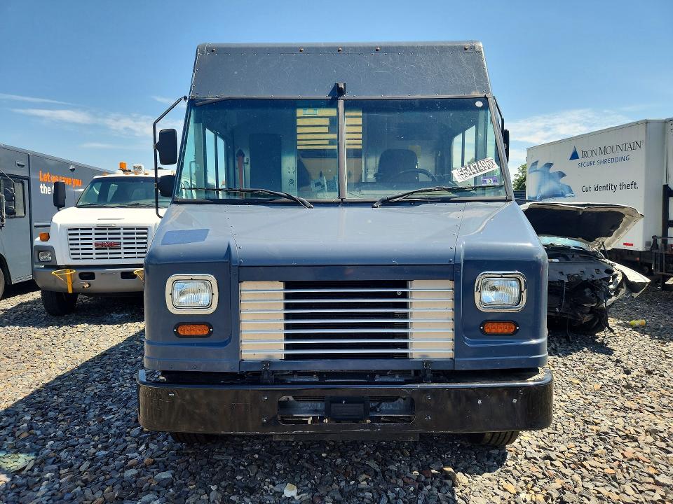 2020 Ford F59 VIN 1F65F5KN8L0A06260 COPART salvage auction — MINOR DENT/SCRATCHES, NJ - CERTIFICATE OF TITLE, sold $15,500 on 2026-07-14 (photo 5)