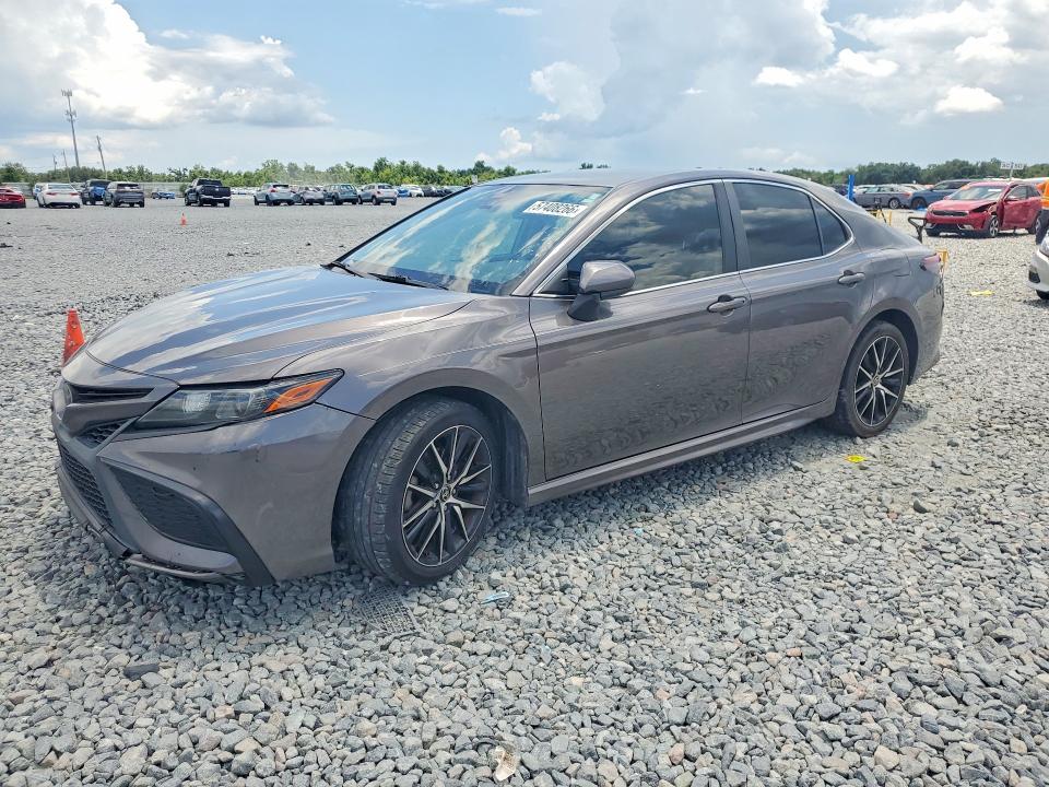2021 Toyota Camry VIN 4T1G11AK3MU560185 COPART salvage auction — FRONT END, Fl - Certificate Of Title, sold $6,500 on 2026-07-03 (photo 1)