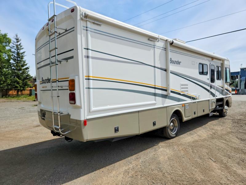 2004 Workhorse Motorhome chassis VIN 5B4MP67G143391429 COPART salvage auction — SIDE, Ak - Certificate Of Vehicle Title, sold $9,000 on 2026-07-07 (photo 4)