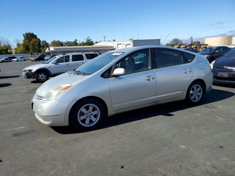 2005 Toyota Prius VIN JTDKB20U753105884 COPART salvage auction — MINOR DENT/SCRATCHES, CA - SALVAGE CERTIFICATE, sold $1,350 on 2026-07-20 (photo 1)