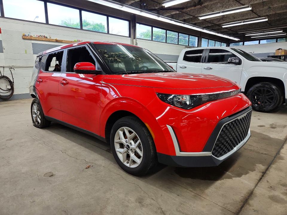 2025 Kia Soul VIN KNDJ23AU6S7249852 COPART salvage auction — BURN, Il - Salvage Certificate, sold $3,950 on 2026-07-20 (photo 4)